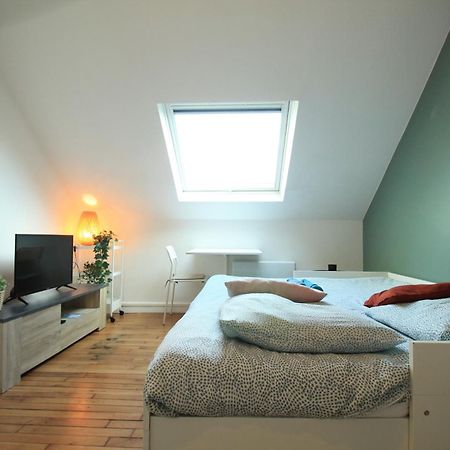 Disponible - Appartement Entier - 10Mn Rer B Aeroport Cdg - Paris Gare Du Nord, T11 Express, Le Bourget, Tout Equipe, Netflix Gratuit, 3 Personnes, 4Eme Etage, Escaliers, Parc Des Expositions, Parking Rue Gratuit Apres 19H Drancy Dış mekan fotoğraf