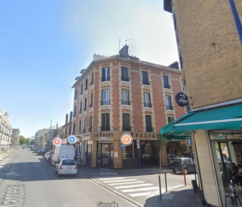Disponible - Appartement Entier - 10Mn Rer B Aeroport Cdg - Paris Gare Du Nord, T11 Express, Le Bourget, Tout Equipe, Netflix Gratuit, 3 Personnes, 4Eme Etage, Escaliers, Parc Des Expositions, Parking Rue Gratuit Apres 19H Drancy Dış mekan fotoğraf